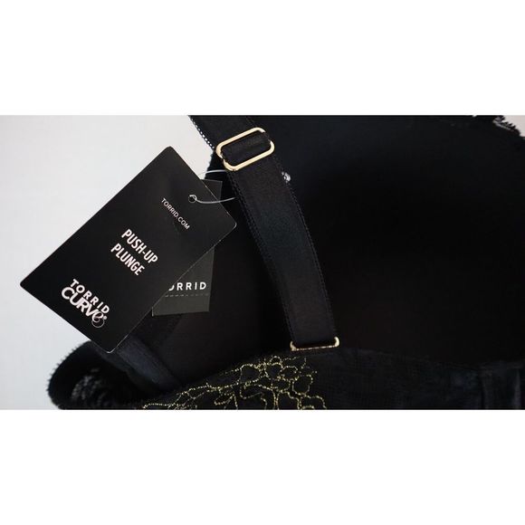 Torrid Curve Sz 44D Black/Gold Lace Push-Up Plunge Padded Under Wired Bra $60 - Picture 3 of 12